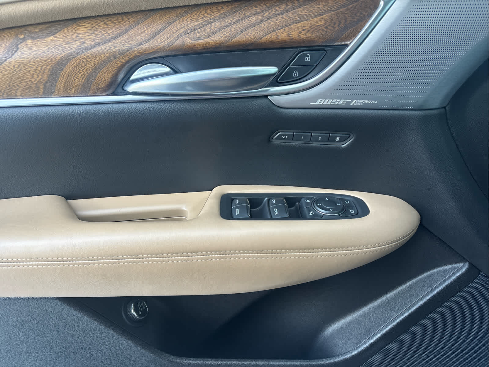 2021 Cadillac XT5 Platinum Premium Luxury photo 22