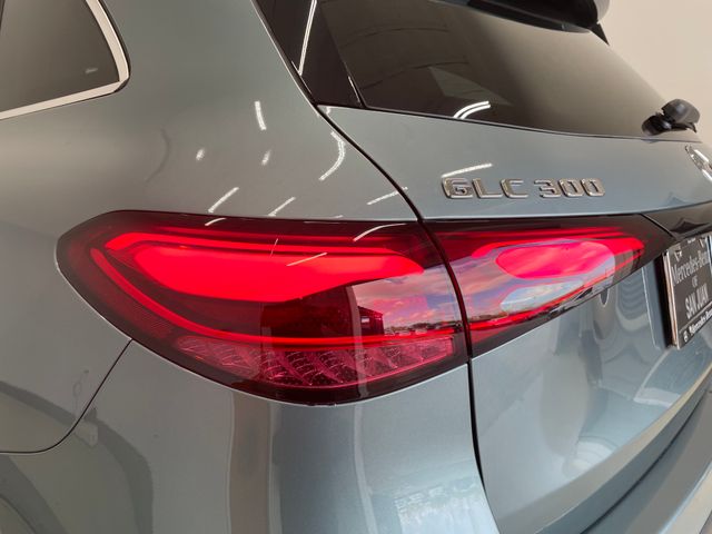 2026 Mercedes Benz GLC 300 photo 25