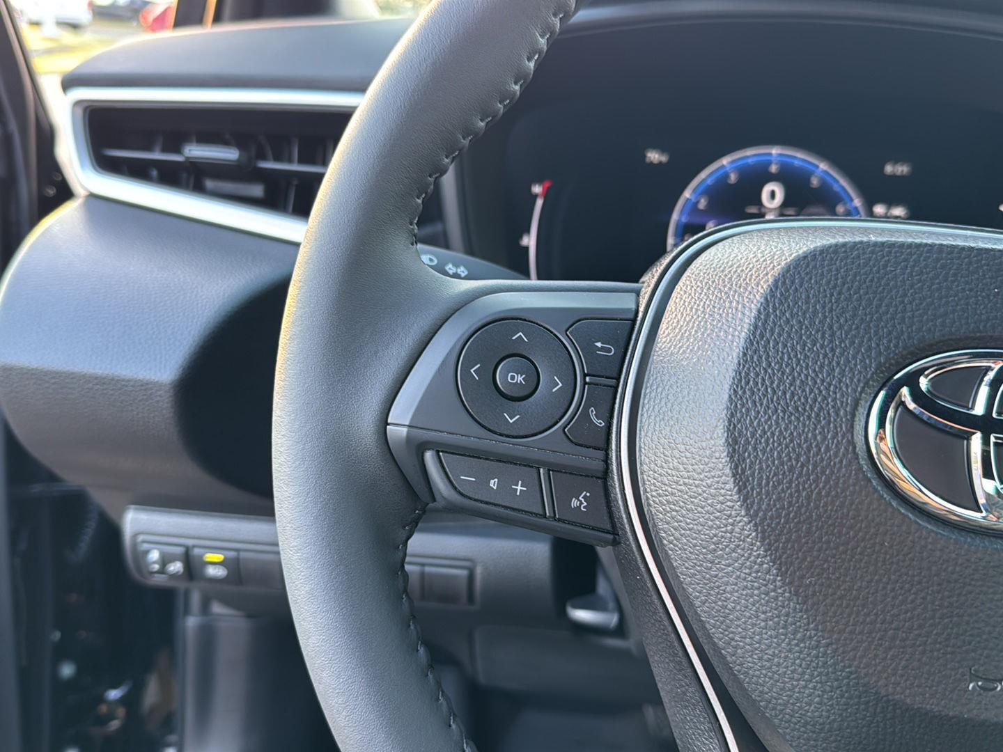 2026 Toyota Corolla SE photo 18
