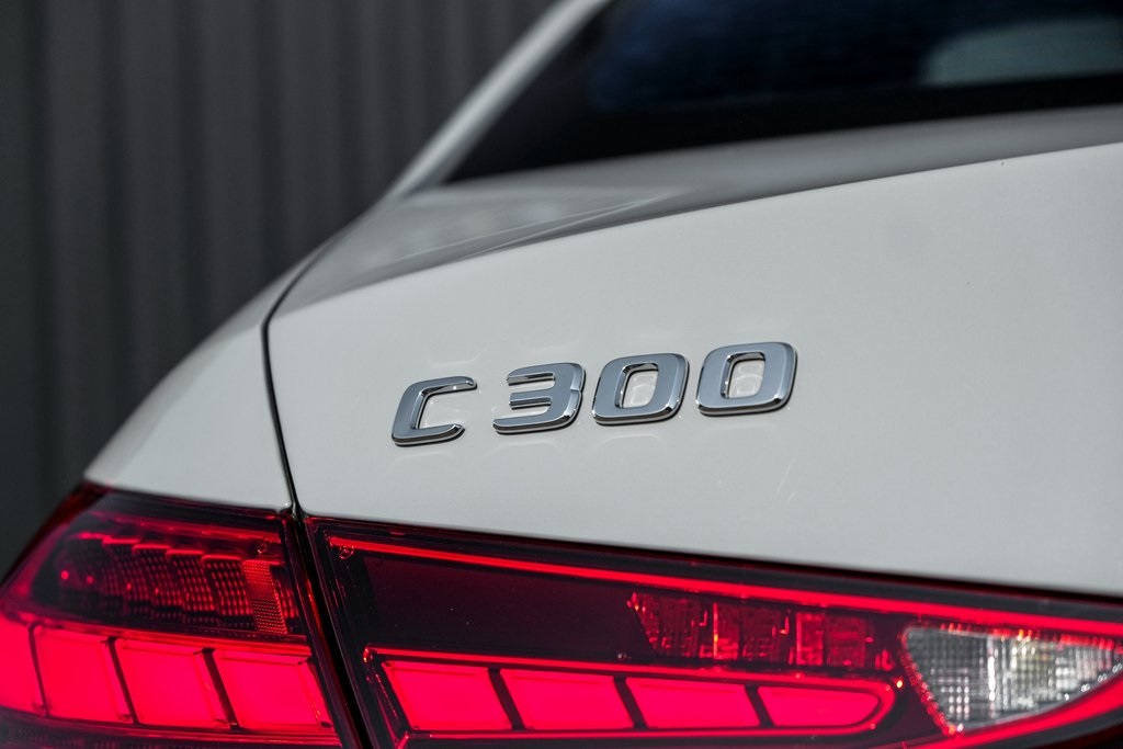 2025 Mercedes Benz C 300 4MATIC photo 9