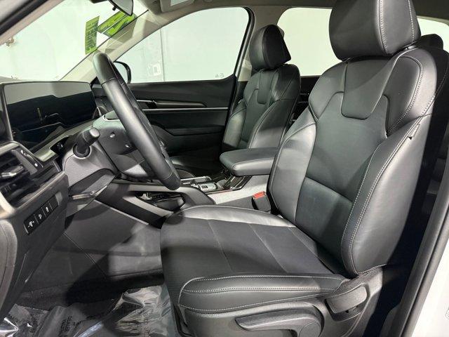 2024 Kia Telluride LX photo 4