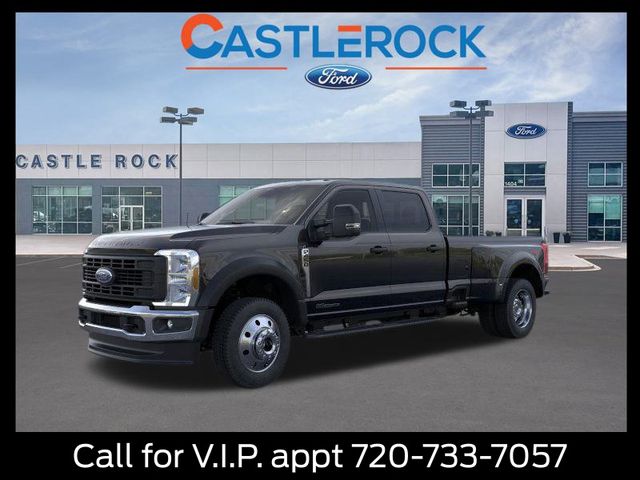 2026 Ford F-450 Super Duty XL's photo