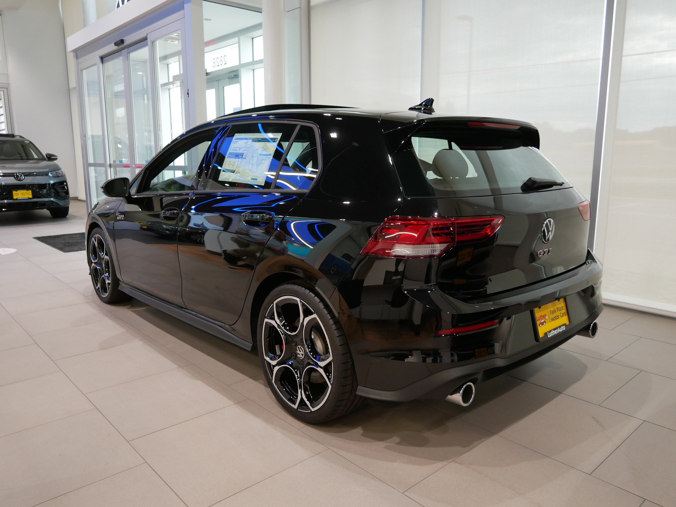 2025 Volkswagen Golf GTI Autobahn photo 2