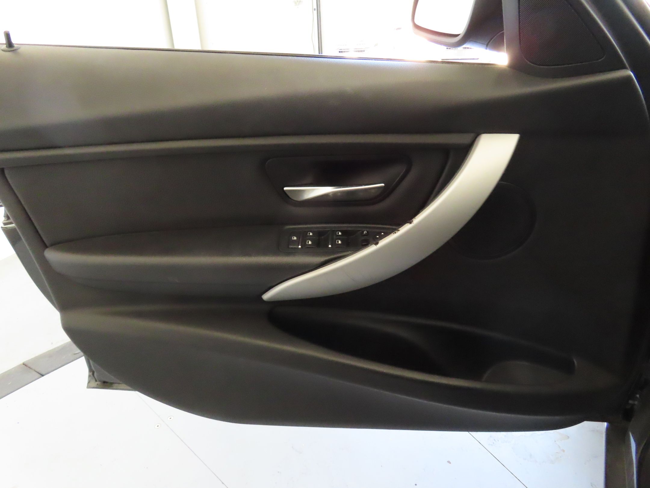 2018 Bmw 320i Sedan photo 9