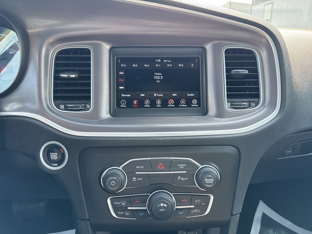 2022 Dodge Charger SXT photo 13