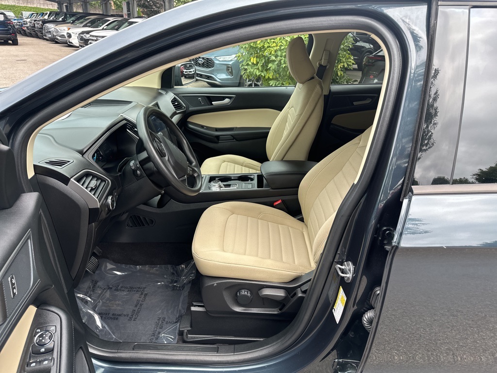 2024 Ford Edge SE photo 14