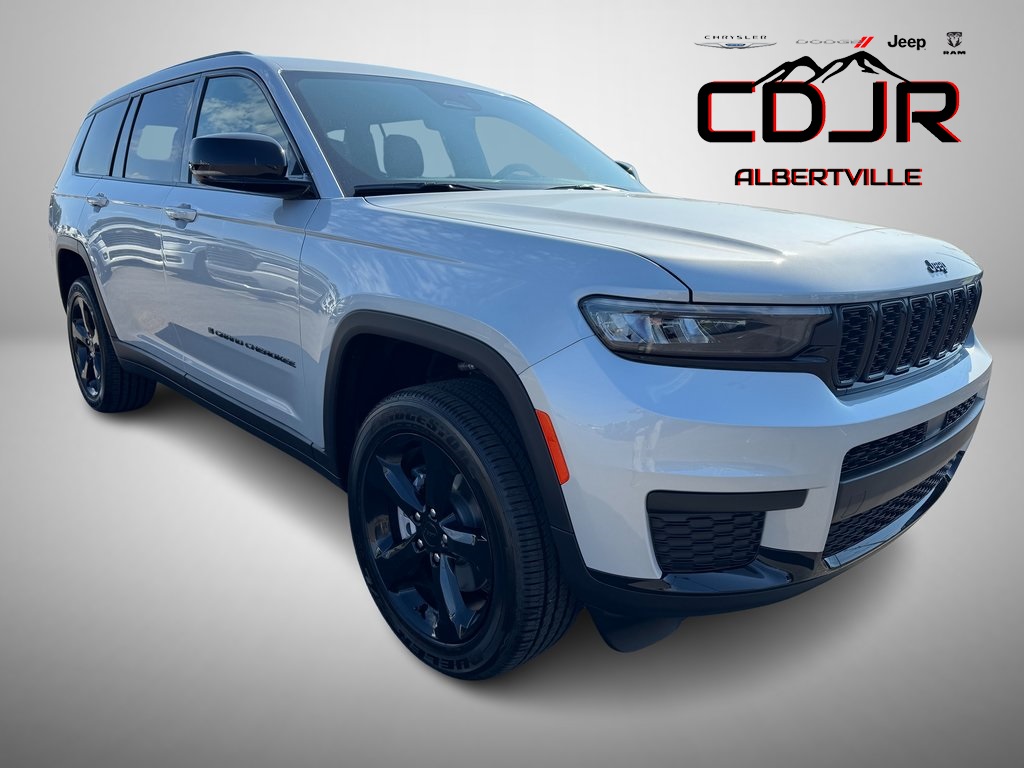 2025 Jeep Grand Cherokee L Altitude's photo