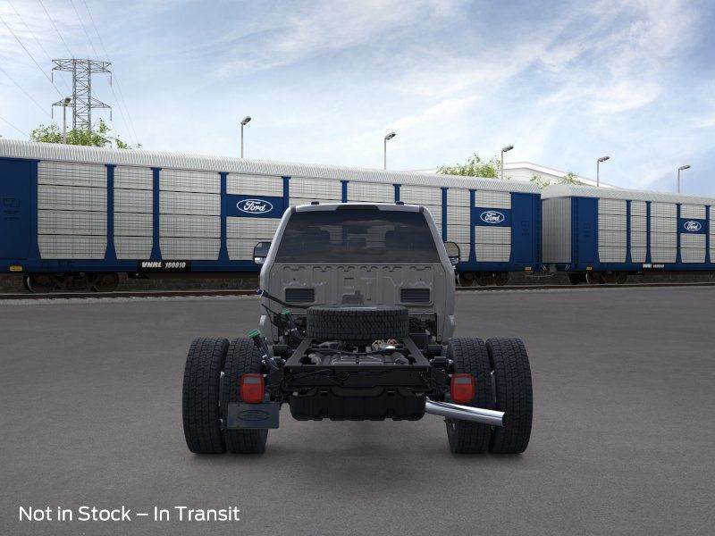 2026 Ford F-550 XLT photo 3