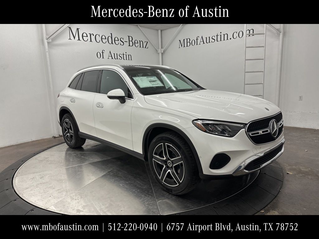 2026 Mercedes-Benz GLC Base's photo