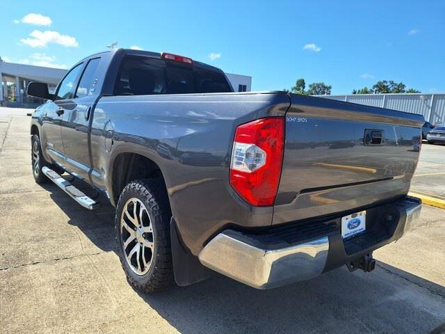 2017 Toyota Tundra SR5 photo 3