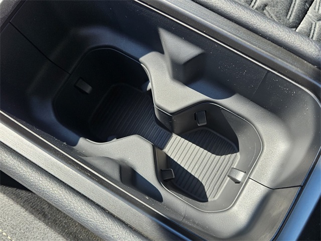 2026 Nissan Kicks SV photo 19