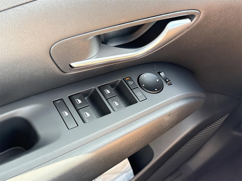 2026 Hyundai Tucson SEL photo 14