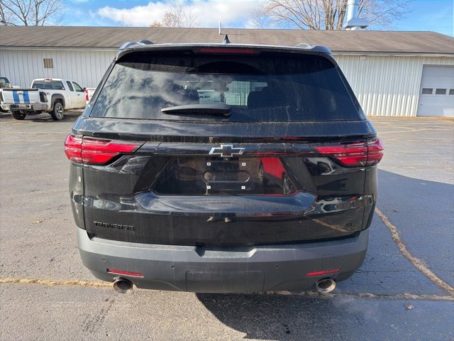 2023 Chevrolet Traverse 1LT Cloth photo 3