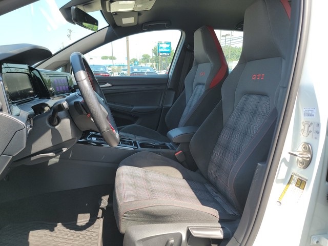 2024 Volkswagen Golf GTI S photo 12