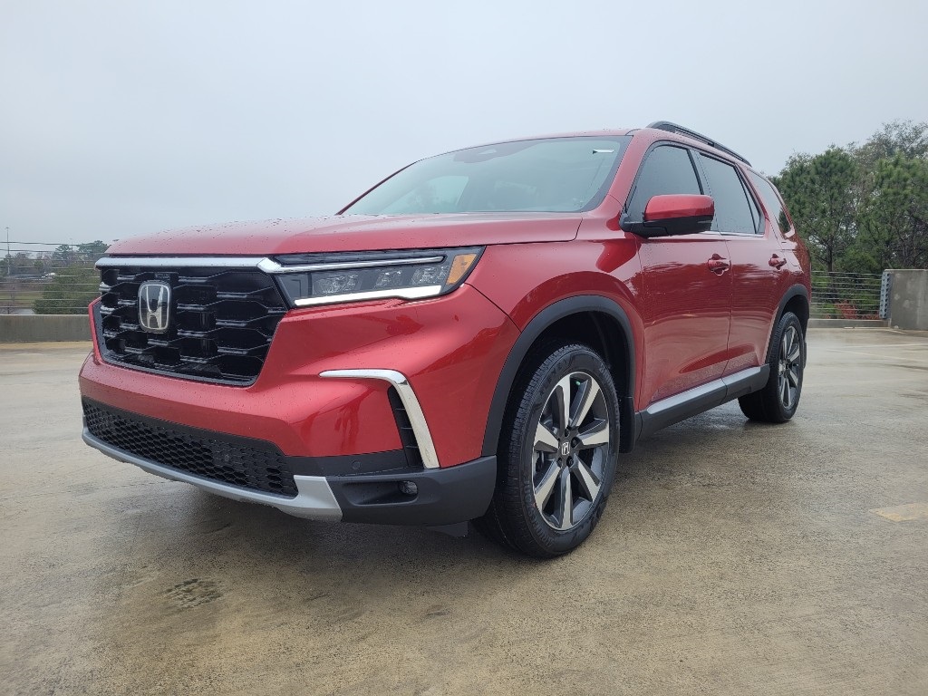 2025 Honda Pilot Touring photo 2