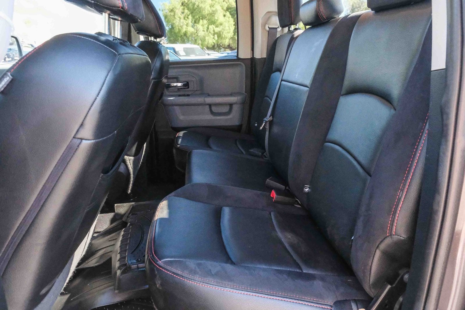 2019 Ram 1500 Classic Warlock photo 17