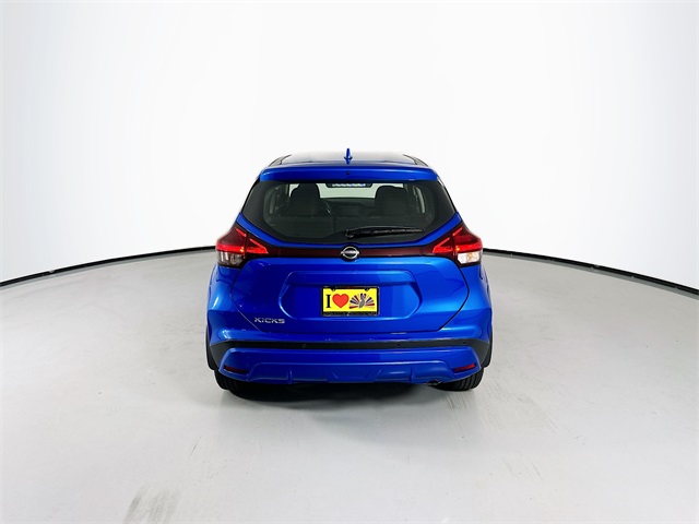 2025 Nissan Kicks Play S photo 6