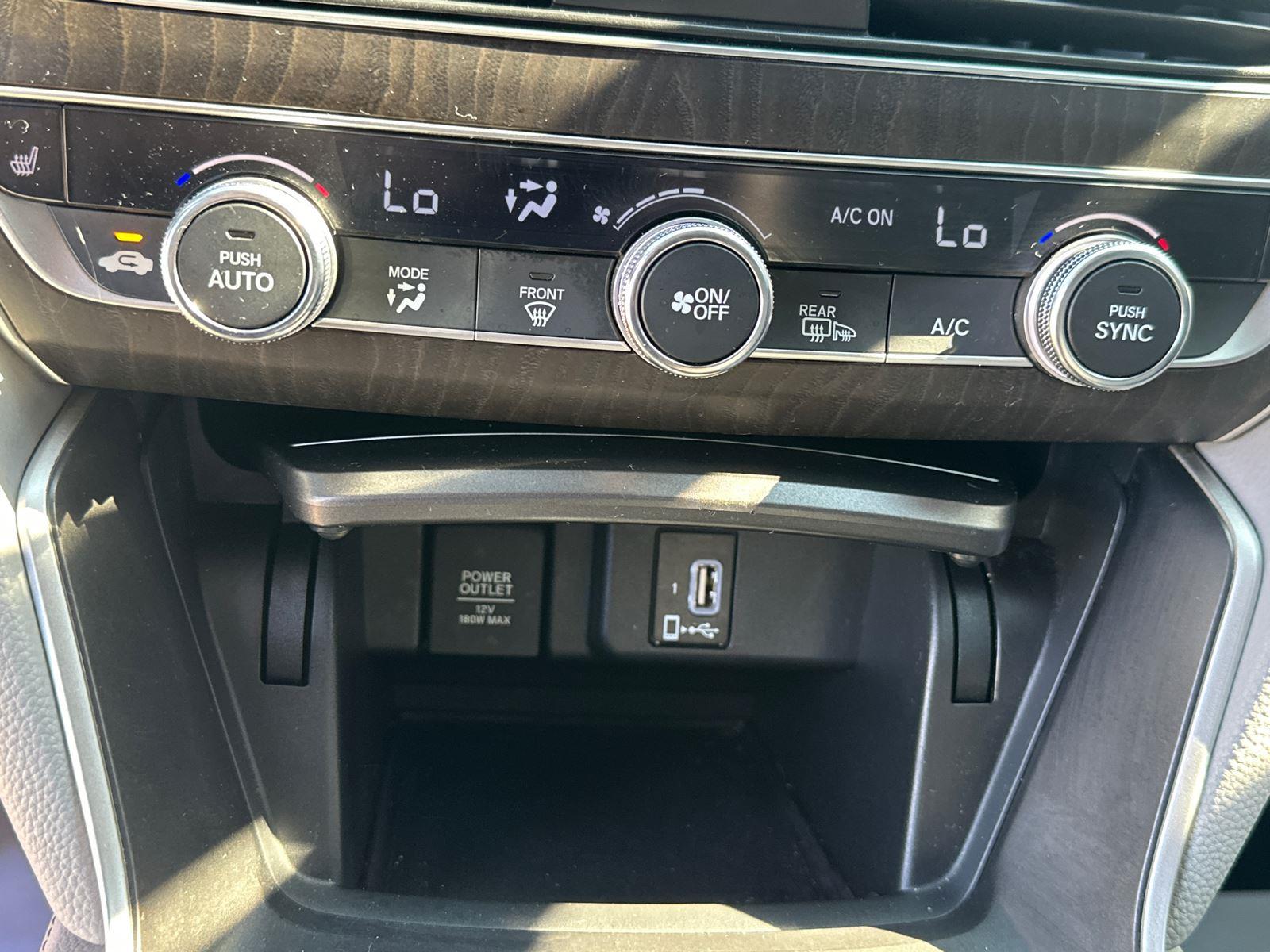 2018 Honda Accord EX-L 1.5T photo 18