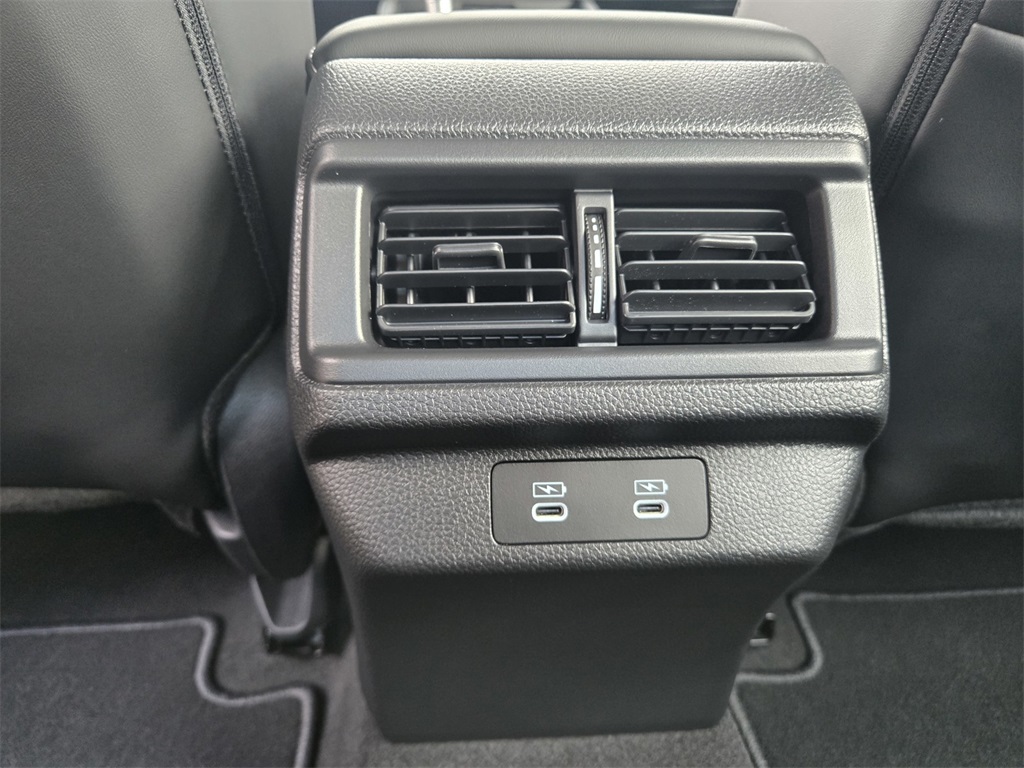 2025 Honda Accord Hybrid Touring photo 15