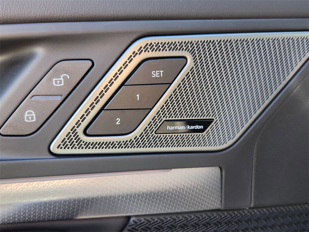 2026 Bmw X1 M35i photo 16