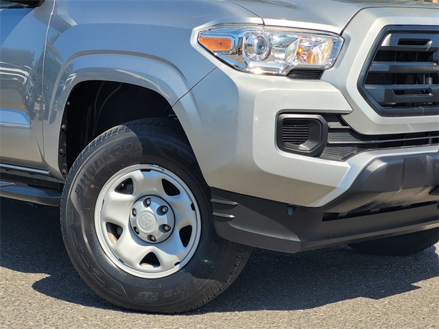 2019 Toyota Tacoma SR Access Cab photo 4