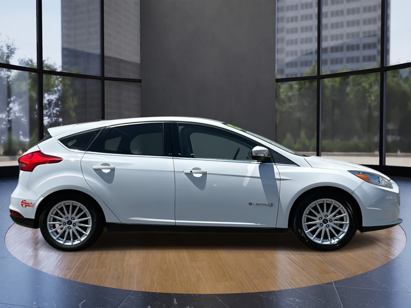2017 Ford Focus Electric photo 3