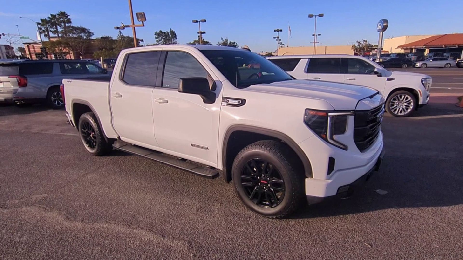 2022 GMC Sierra 1500 Elevation's photo