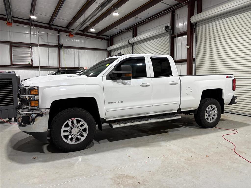2018 Chevrolet Silverado HD LT's photo