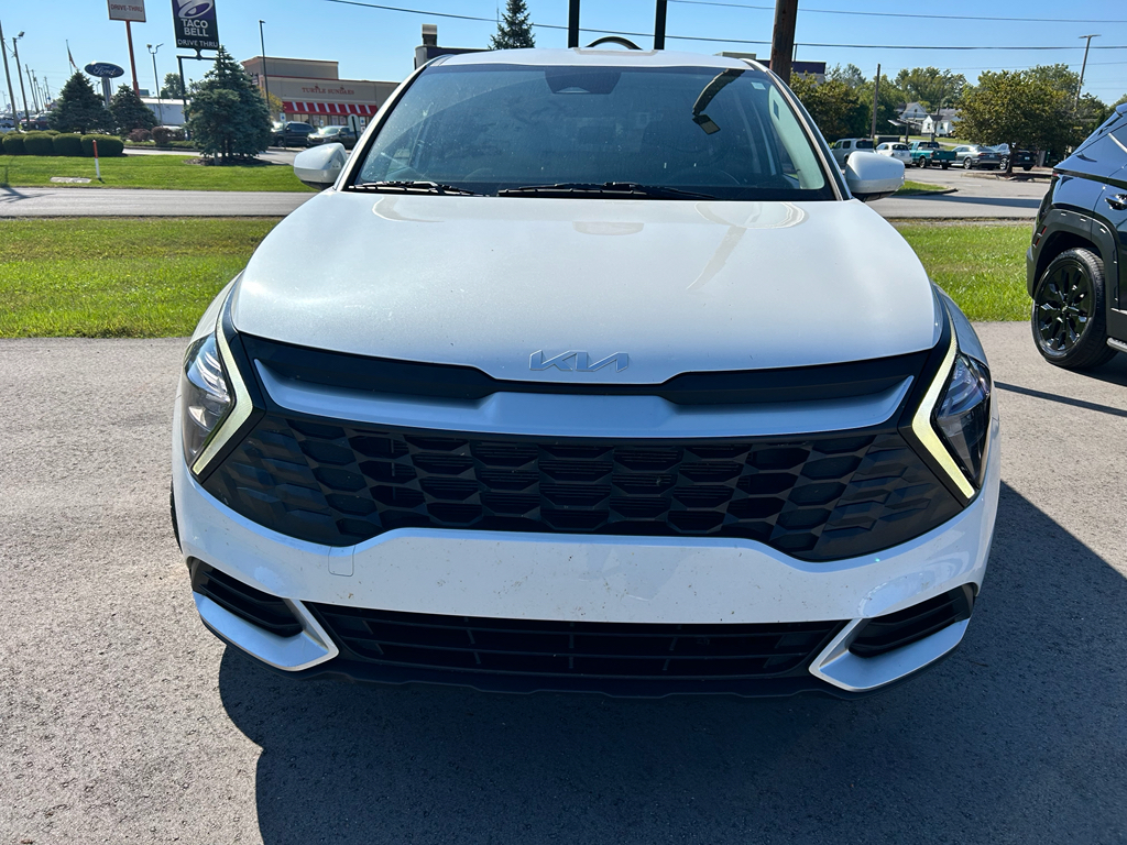 2023 Kia Sportage LX photo 3