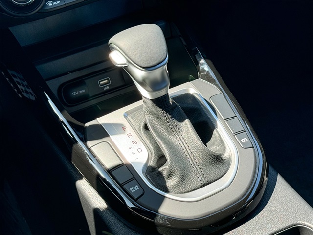 2024 Kia Forte GT-Line photo 24