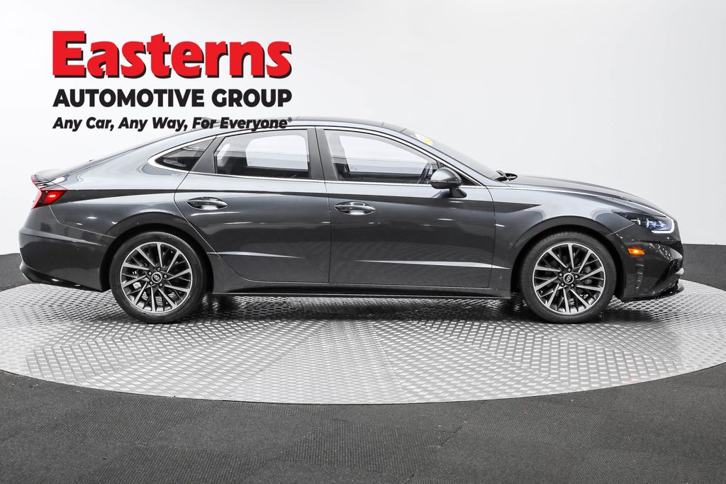 2022 Hyundai Sonata Limited photo 4