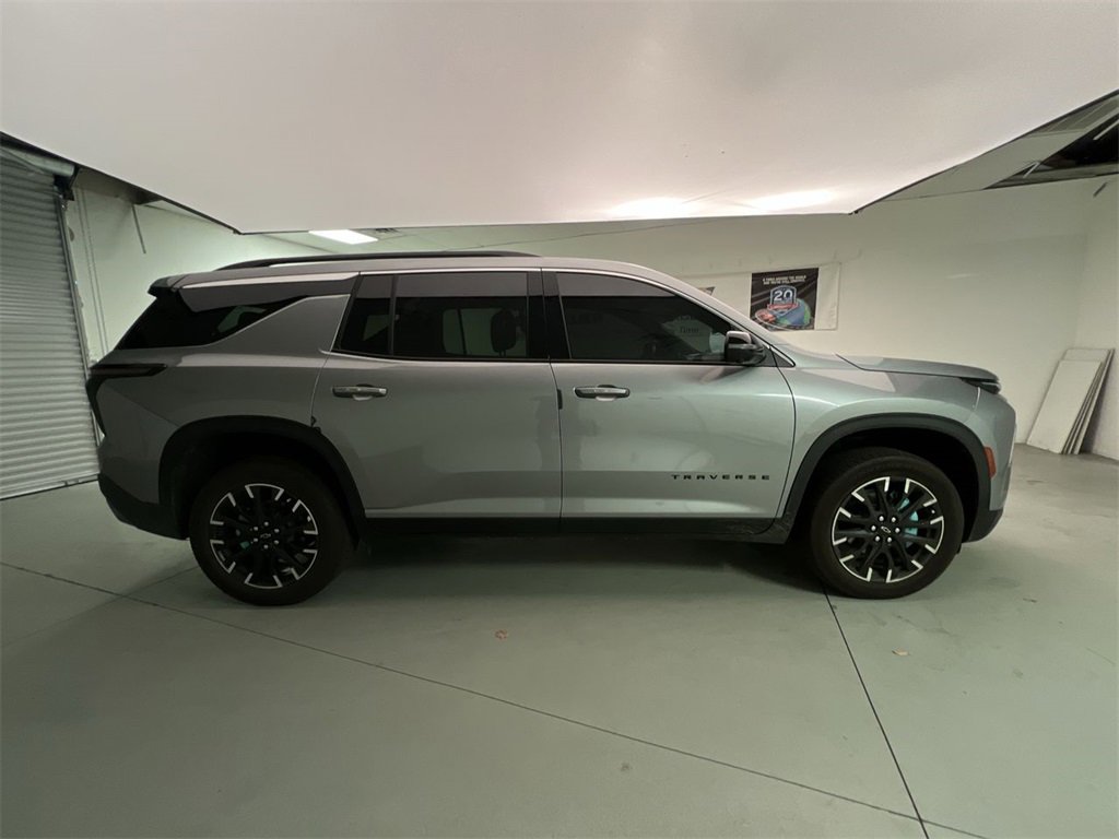 2024 Chevrolet Traverse 1LT photo 8