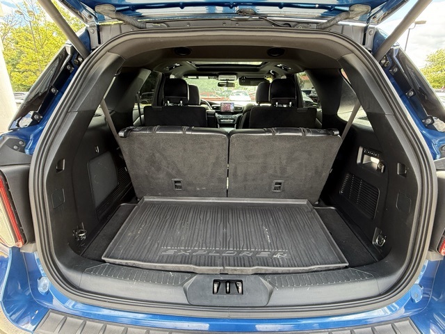 2020 Ford Explorer ST photo 17