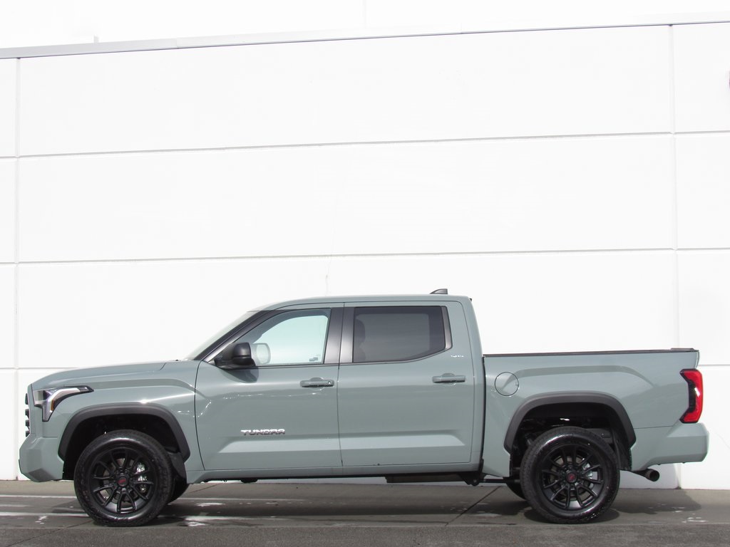 2025 Toyota Tundra SR5 photo 4