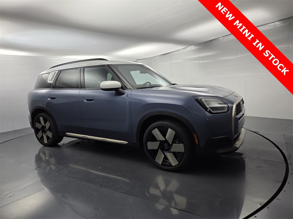 2026 MINI Countryman S's photo