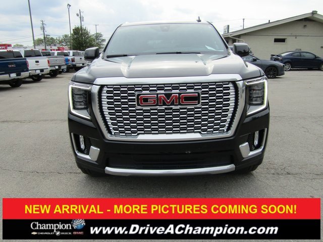 2022 Gmc Yukon XL Denali photo 2