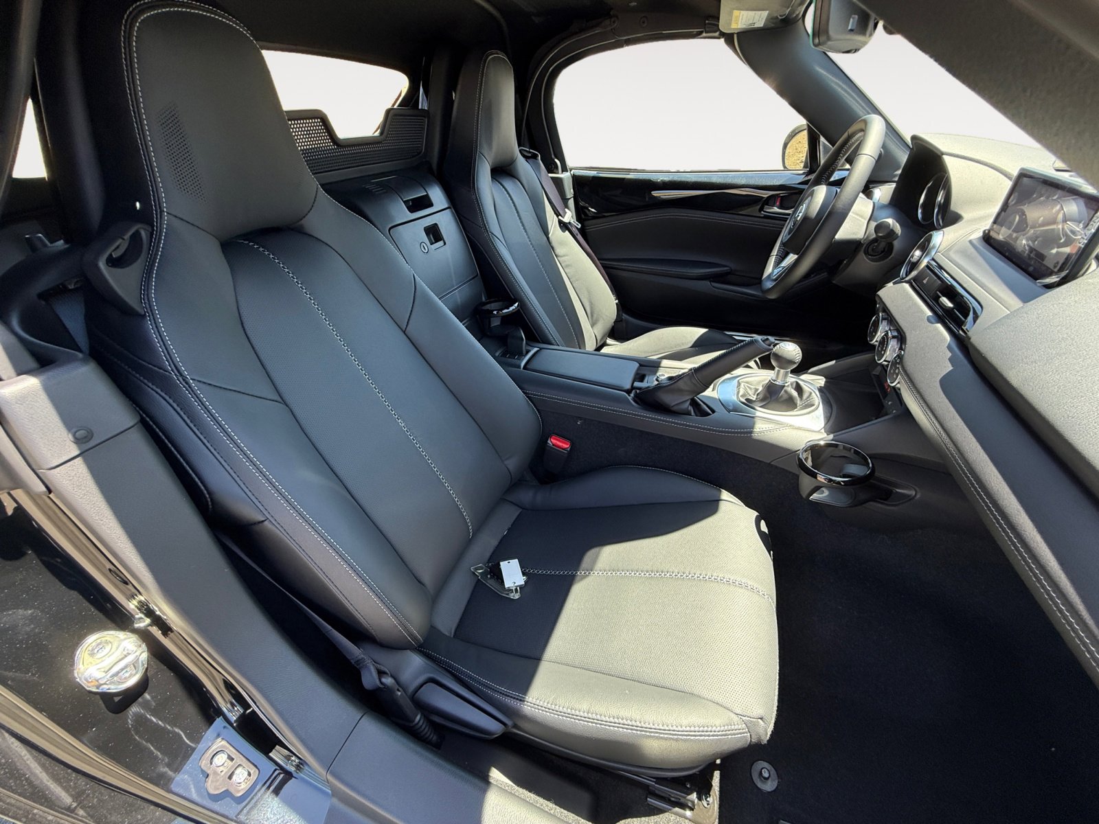 2025 Mazda MX-5 Miata Miata Grand Touring photo 18