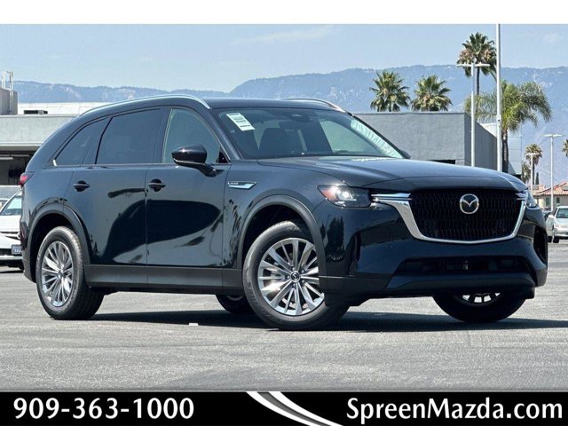 2025 Mazda CX-90 Preferred Package's photo