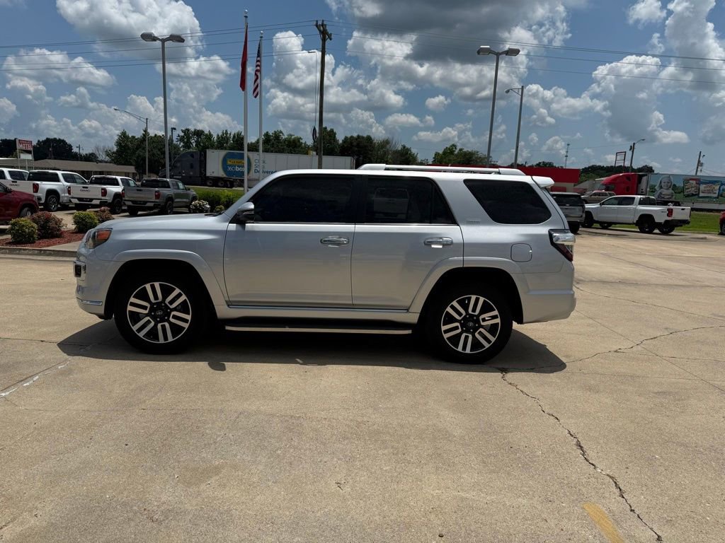 2024 Toyota 4Runner Limited photo 3