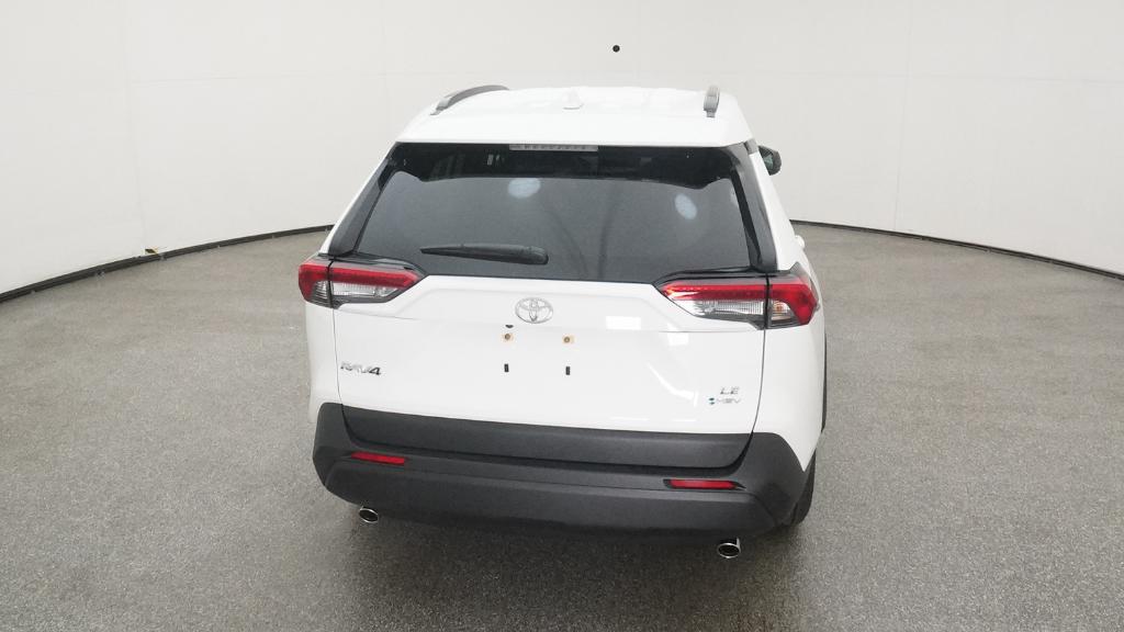 2025 Toyota RAV4 Hybrid LE photo 18