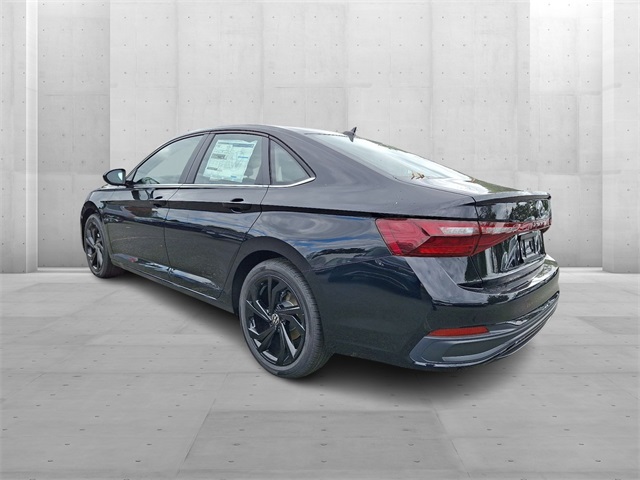 2025 Volkswagen Jetta 1.5T SE photo 2