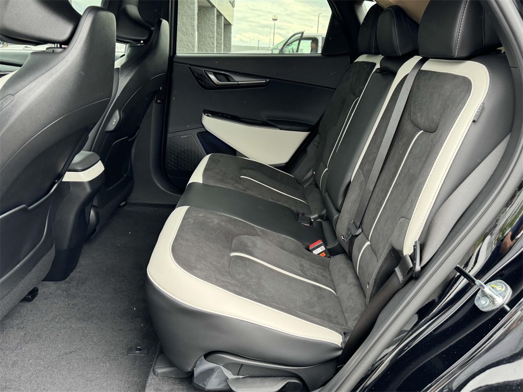 2025 Kia EV6 GT-Line photo 9