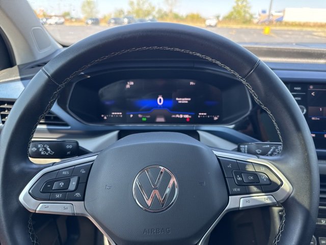 2024 Volkswagen Taos SE photo 10
