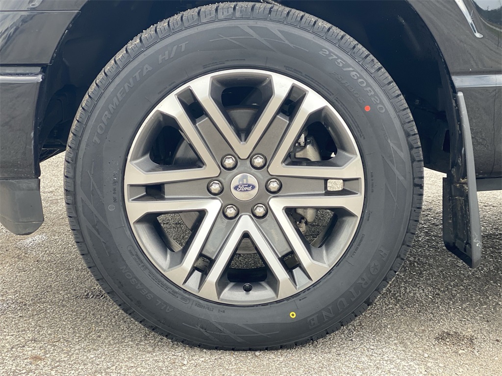 2021 Ford F-150 XL photo 18