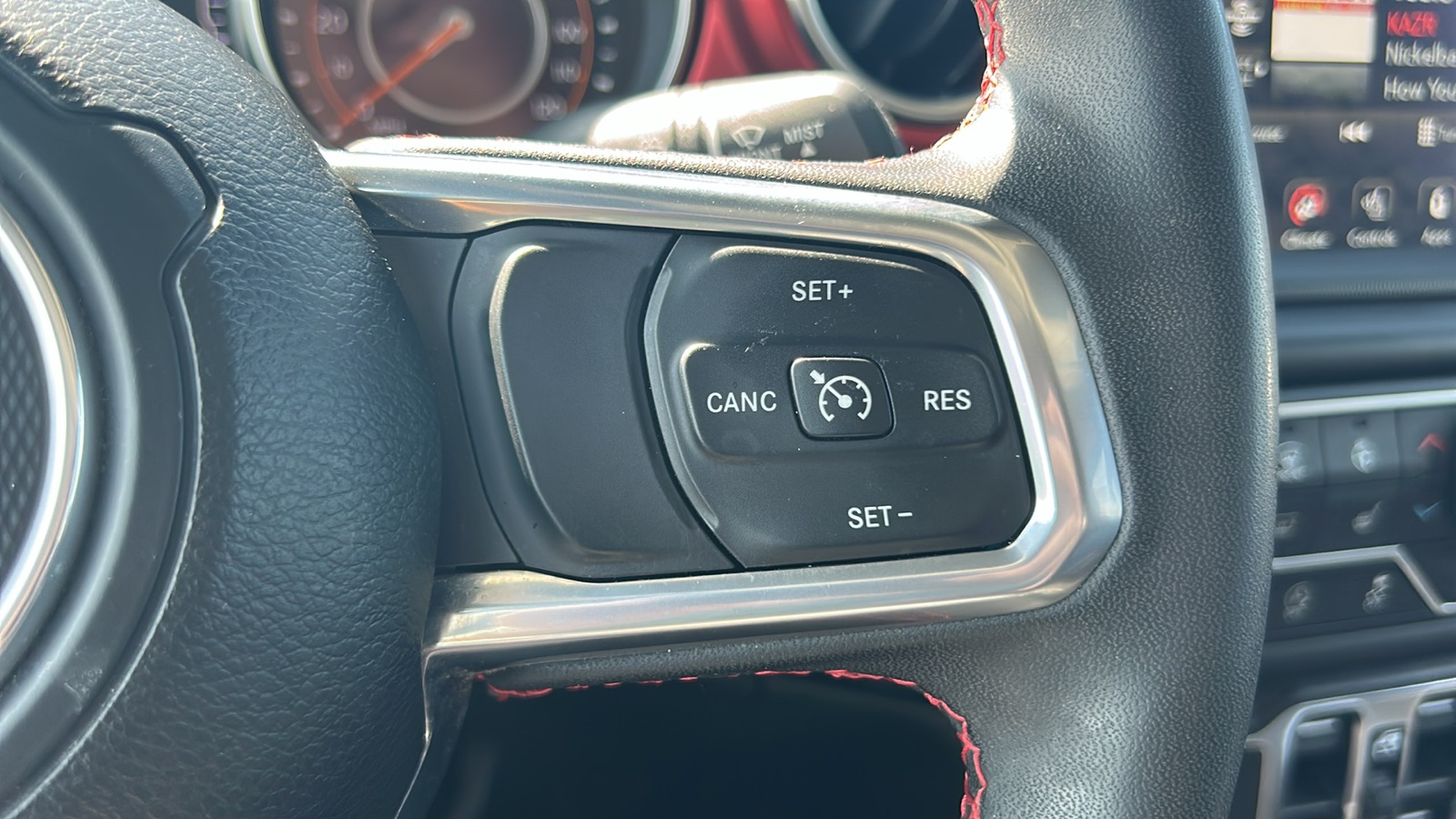 2023 Jeep Gladiator Rubicon photo 23