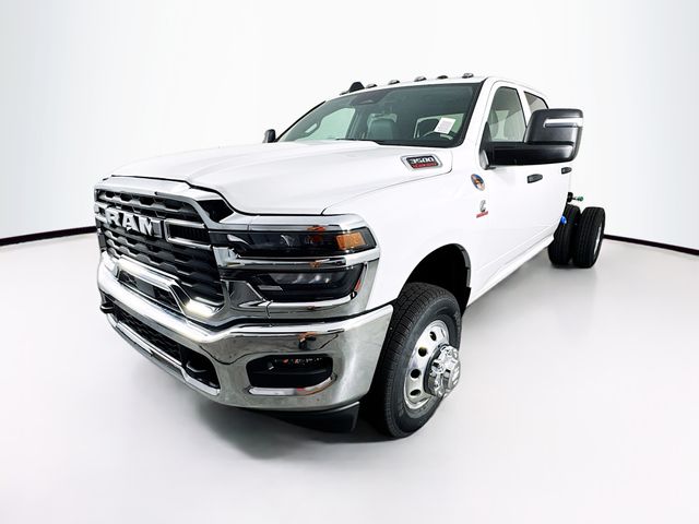 2025 Ram 3500 Tradesman photo 3