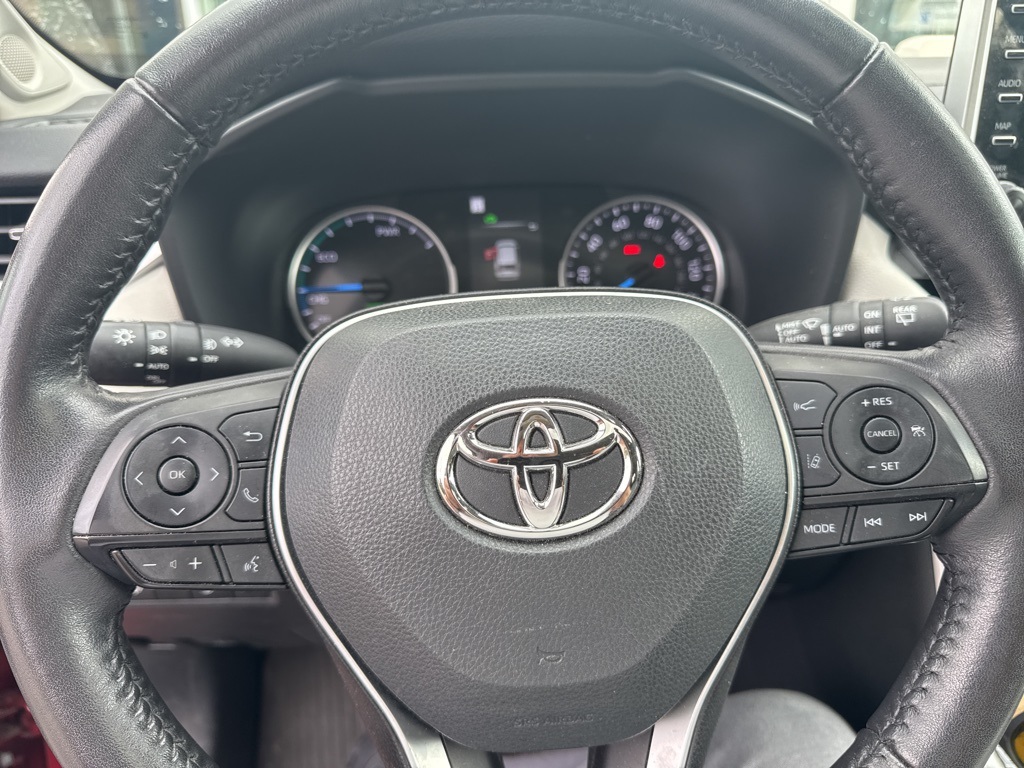 2022 Toyota RAV4 Hybrid XLE Premium photo 3