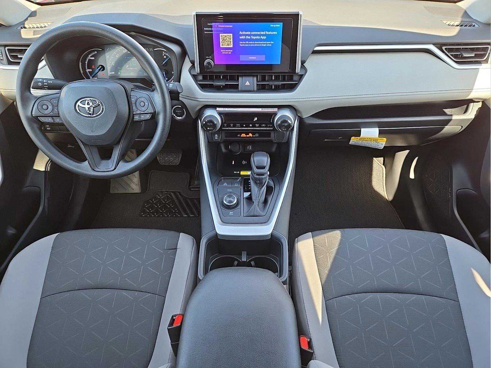 2025 Toyota RAV4 Hybrid XLE photo 11