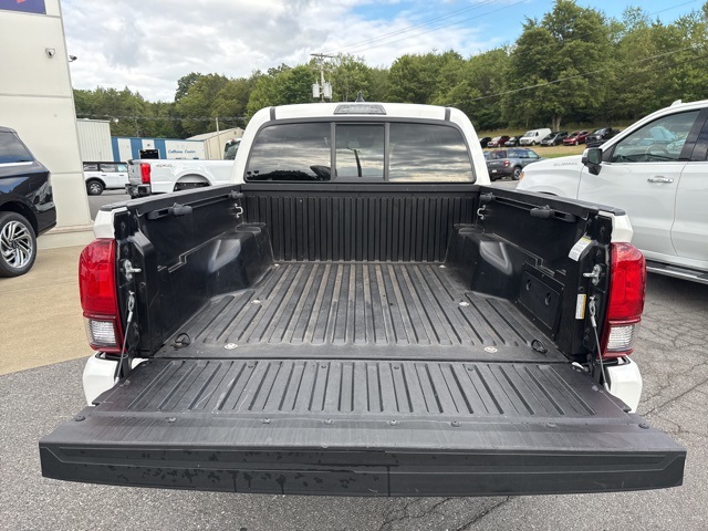 2021 Toyota Tacoma V6 photo 34