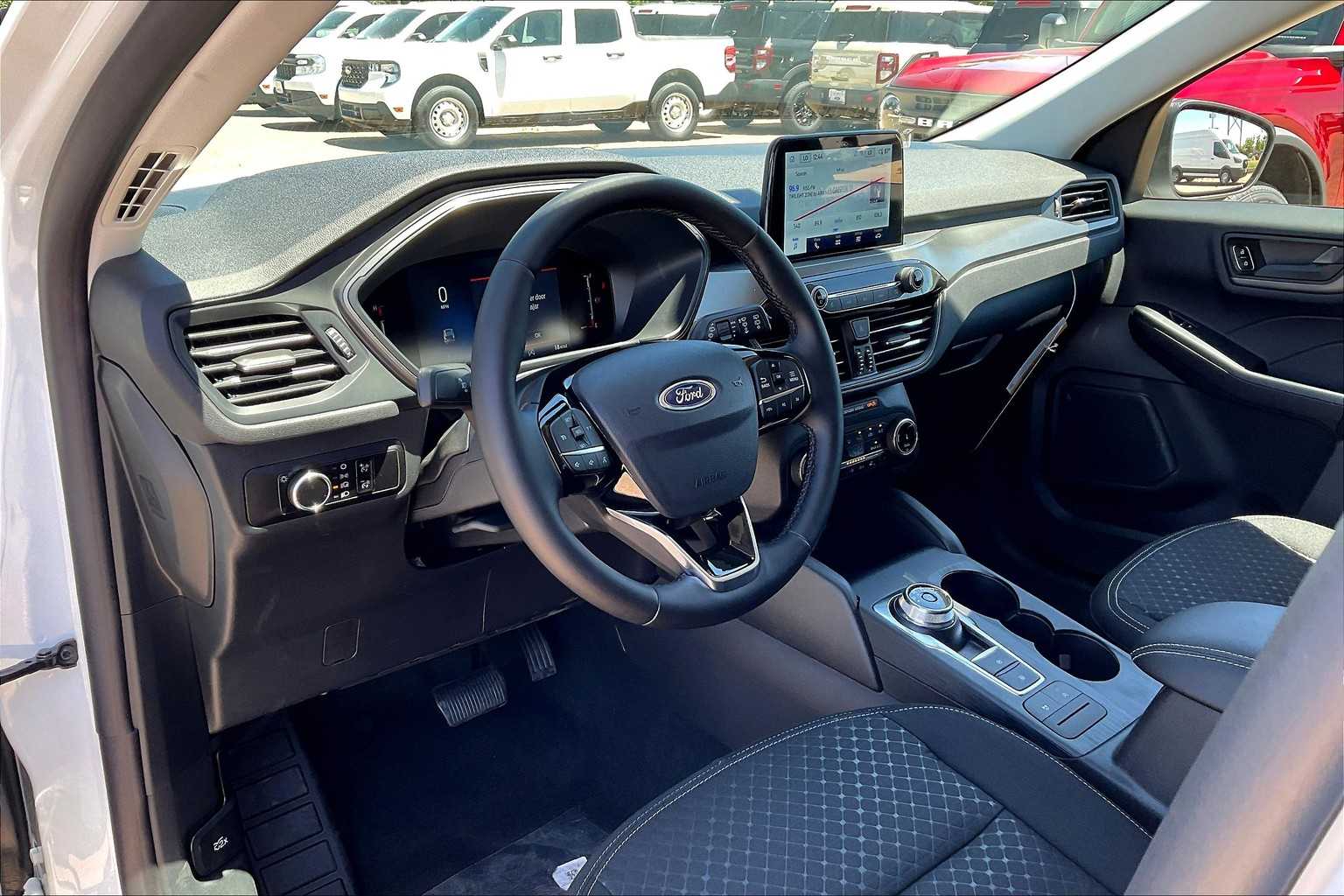 2025 Ford Escape Active photo 8